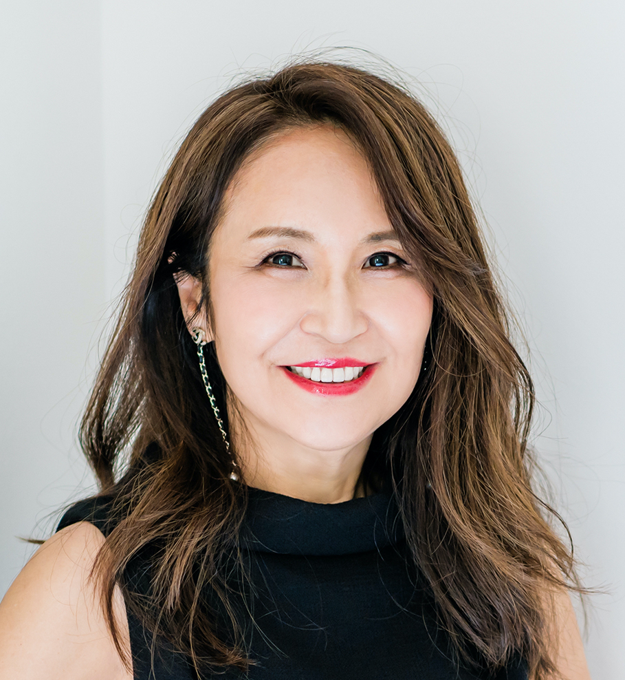 干場弓子